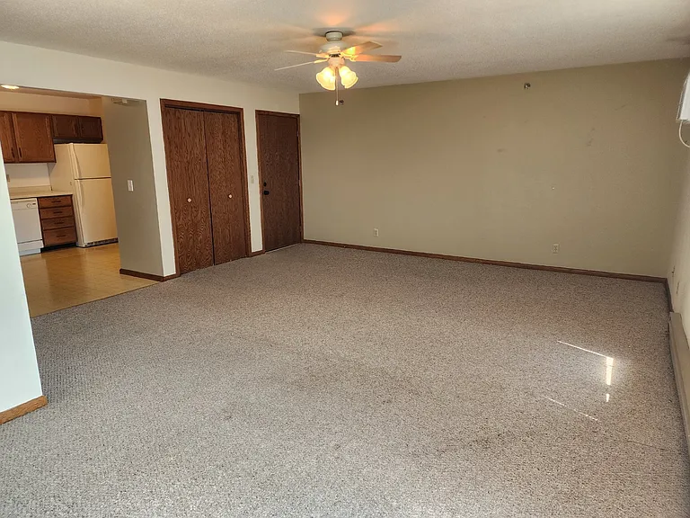 2305 Martin St #5 — Photo 8