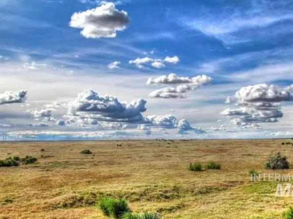 4 Desert Wind Rd, Mountain Home, ID 83647