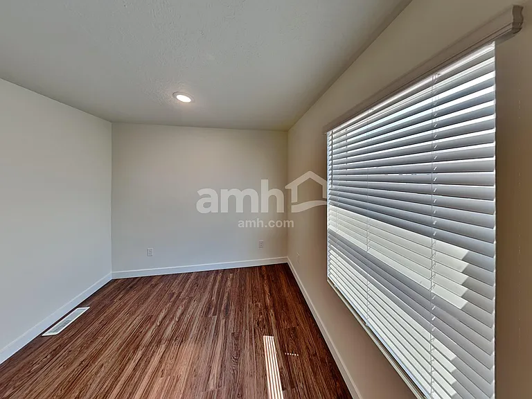3548 N Caitlyn St — Photo 17