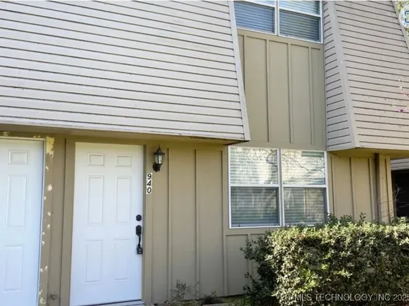 940 E College St N #4, Broken Arrow, OK 74012