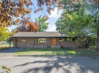 16636 SE Oak St, Portland, OR 97233