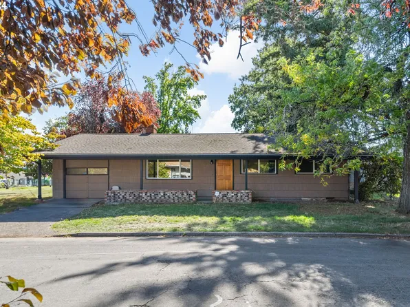 16636 SE Oak St, Portland, OR 97233