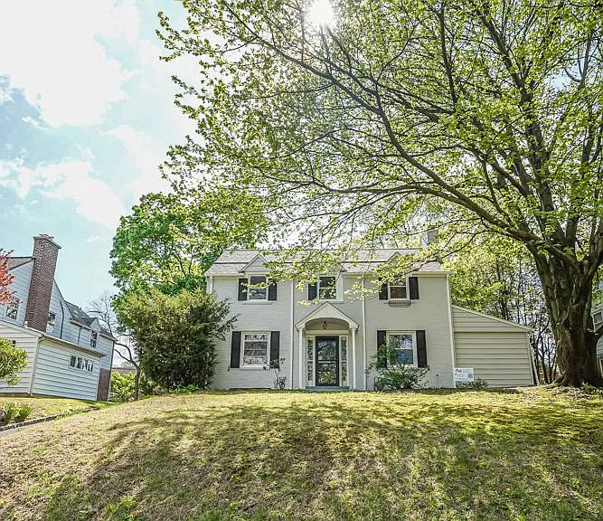644 Meetinghouse Rd — Photo 1