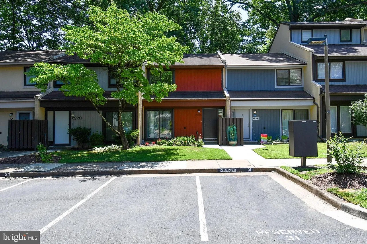 2 bed, 1197 sqft, $2,800 — Photo 2