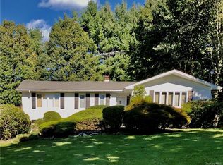 42 Raemont Rd, Granite Springs, NY 10527