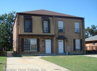 8530 Deerfield Dr, Chalmette, LA 70043