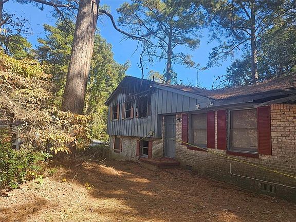 3rd image of 2835 Randy Ct