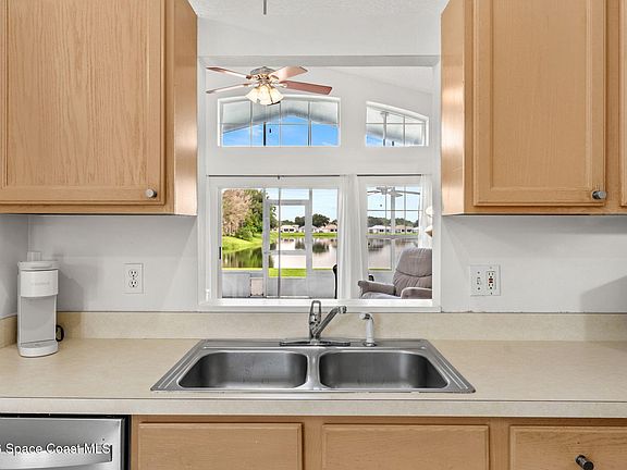 4th image of 1623 Vista Lake Cir