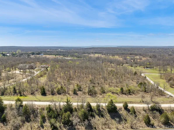 801500000 Valley View Dr, Beggs, OK 74421