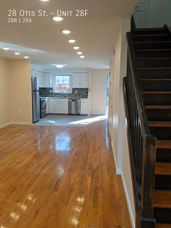 2 bed, 1100 sqft, $2,250 — Photo 1