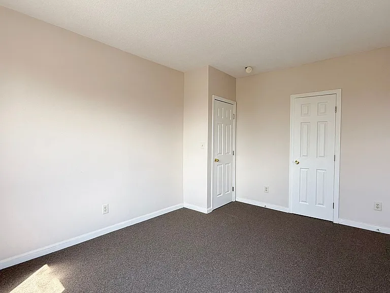26 Congress St / Luca Investments LLC — Photo 19