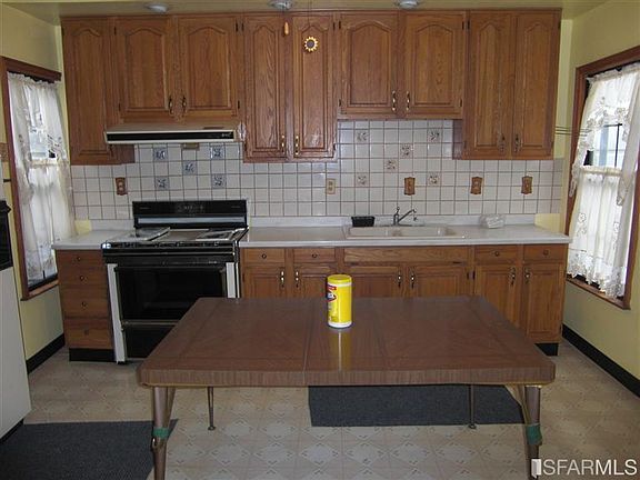 3rd image of 1776 Quesada Ave