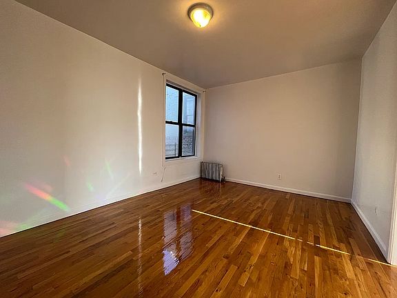 3rd image of 647 W 172nd St APT 53