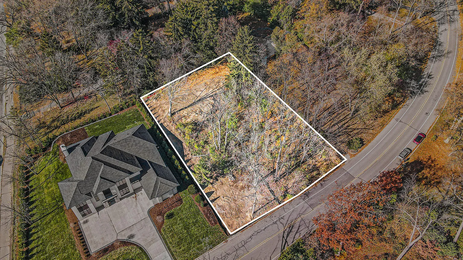 1864 Arlington Blvd photo 1