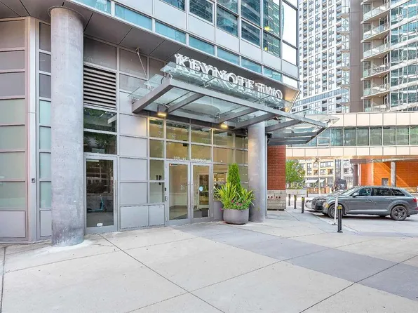 225 NE 11th Ave SE #1503, Calgary, AB T2G 0G3