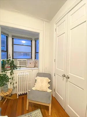 Rented by CitySites Real Estate Group | media 17