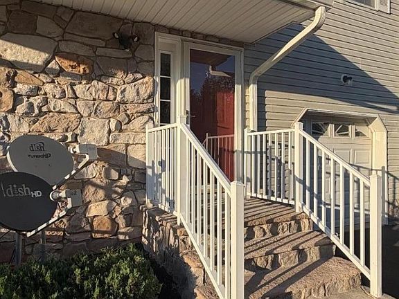 2nd image of 37 Mindy Dr