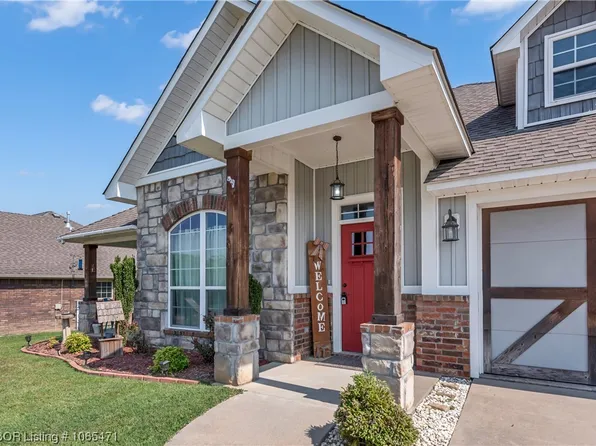 726 Live Oak Dr, Greenwood, AR 72936