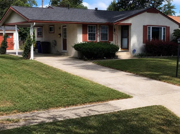 6493 Dobson Sq E, Columbus, OH 43229