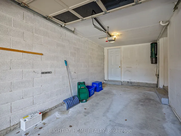 38 Warrington Way — Photo 25