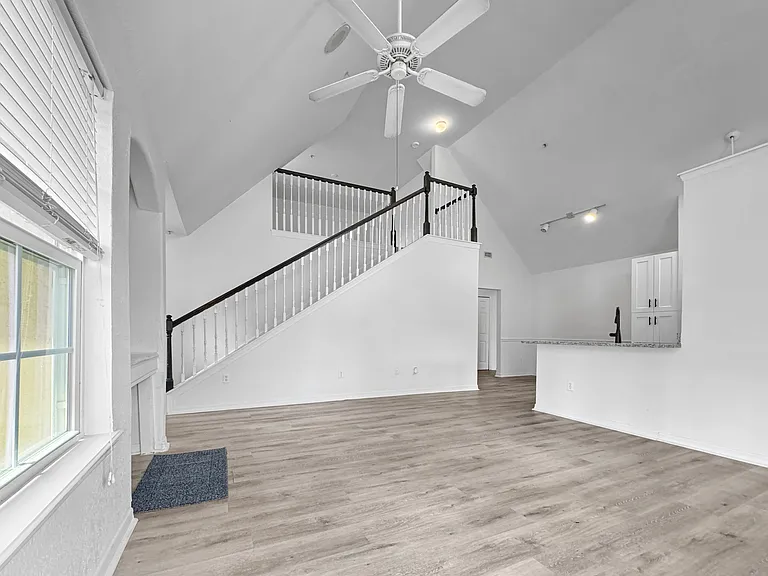 3353 Westchester Square Blvd #202 — Photo 6