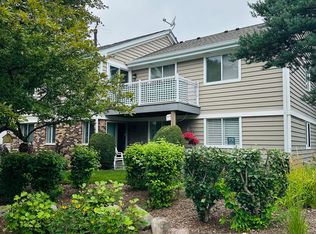 607 Eastview Ct Unit Z2, Schaumburg, IL 60194