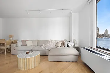 630 First Avenue, #16E