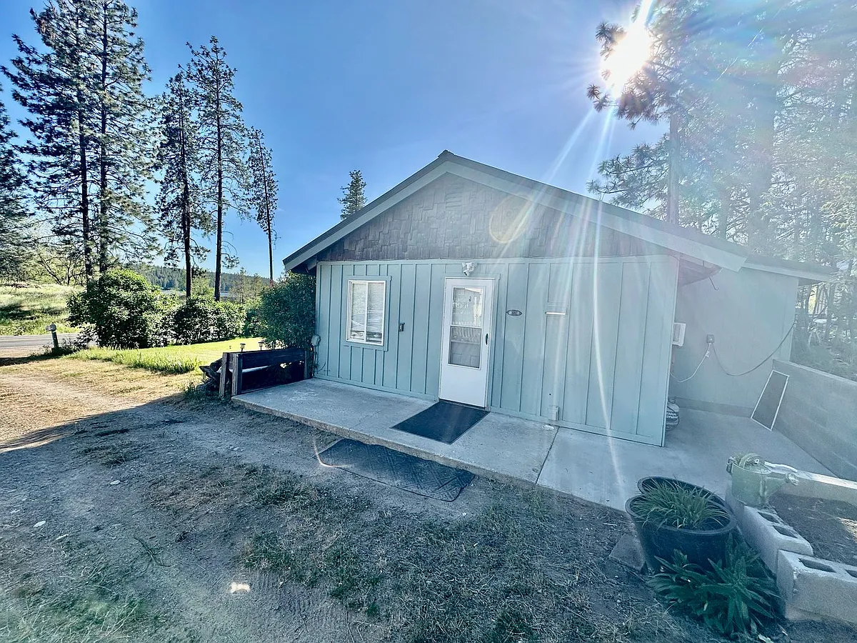 Building Photo - 6808 Highway 291 #A