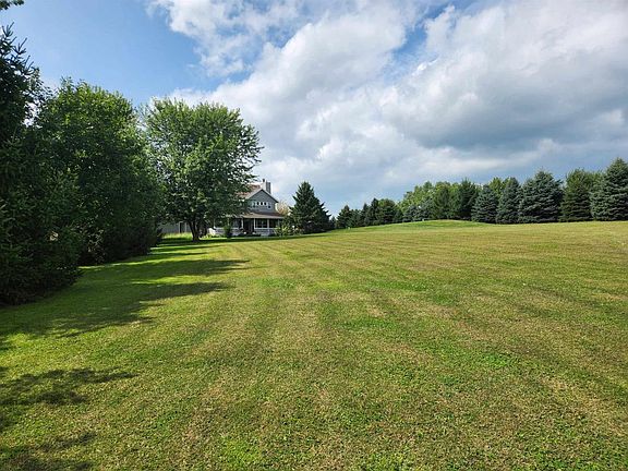 5th image of N9026 Hickory Point Road