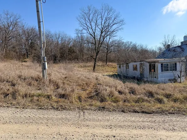 1 W Bartlett St, Dalton, MO 65246