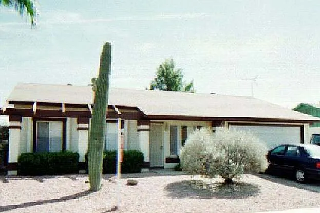 655 W Pampa Ave — Photo 8