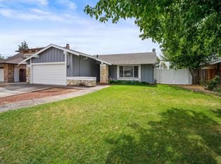 6757 Rancho Adobe Dr, Sacramento, CA 95828