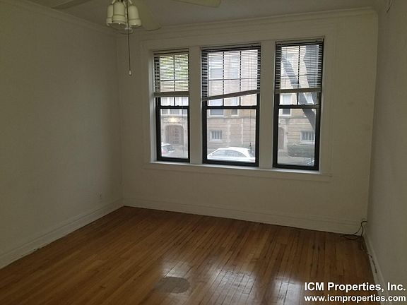4th image of 1943 W Winnemac Ave #1S