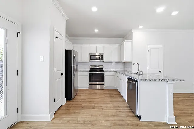 10310 Lynwood Br #102 — Photo 12