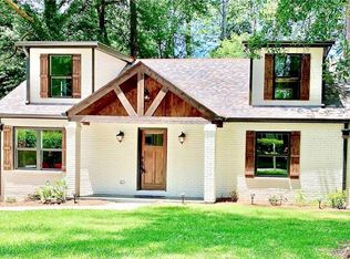 1520 Deerwood Dr, Decatur, GA 30030