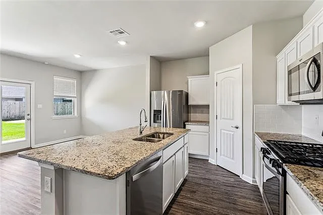 3635 Trestle Crossing Ave — Photo 9