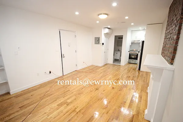 Rented by East Williamsburg Realty Inc | media 6