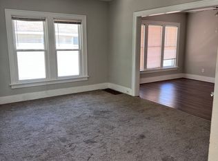 953 Chatham St NW, Grand Rapids, MI 49504