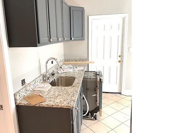 2nd image of 7351 S Kenwood Ave #2