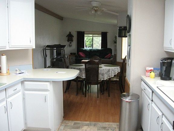 5th image of 2537 S 371st Pl