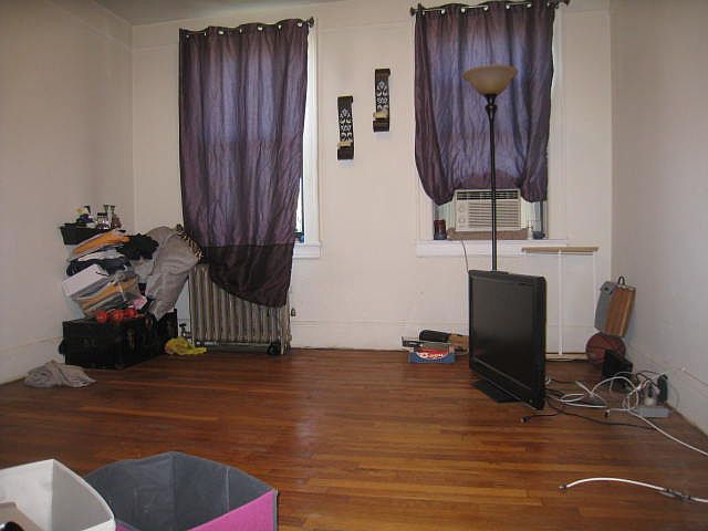 2nd image of 3079 33rd St #3D