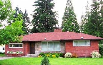 Classic Brick & Stone Mid-Century w/Radiant Heat
