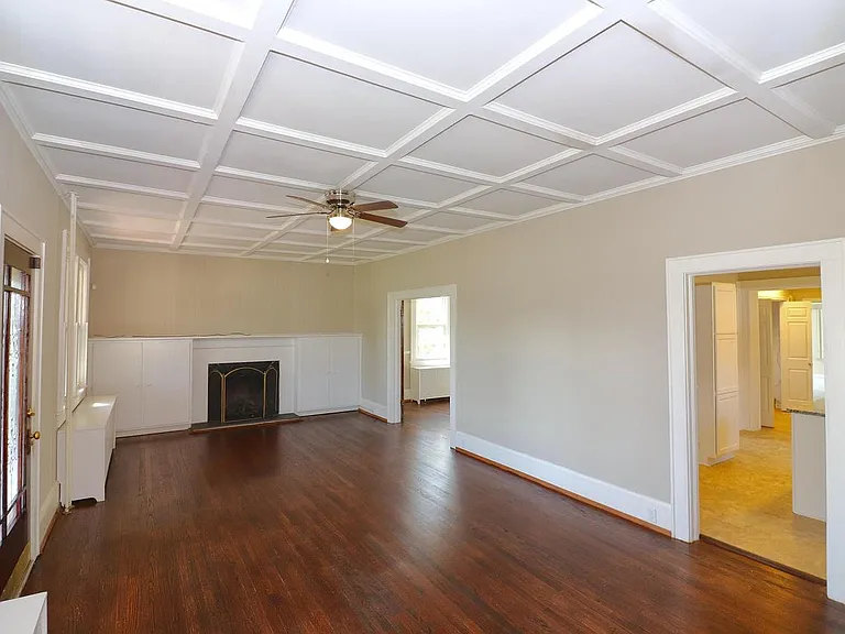 914 Roanoke Blvd — Photo 4