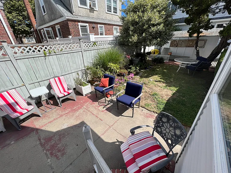 116 Hewlett Ave #1 — Photo 9