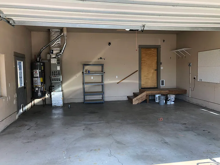 2410 NW 21st St — Photo 18