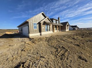 125 Hillview Trl, Decatur, TX 76234