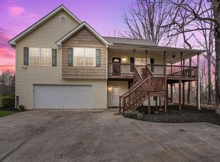 7415 Pea Ridge Rd, Gainesville, GA 30506