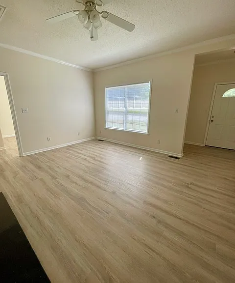 17 Cady Ct — Photo 3