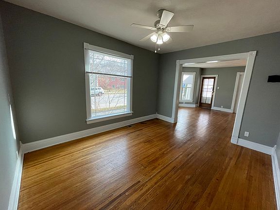 5th image of 1656 Harwood St #1