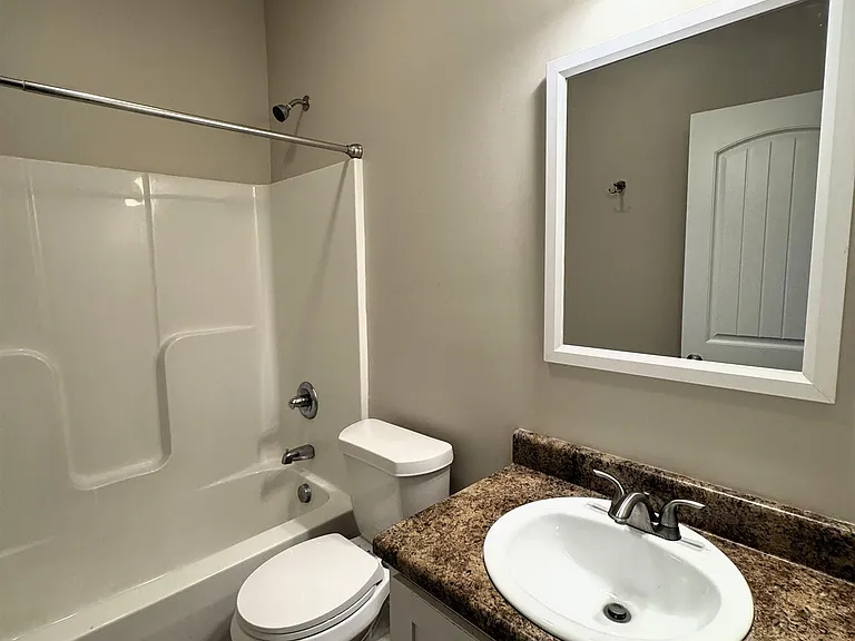110 Blue Heron Dr #A — Photo 16